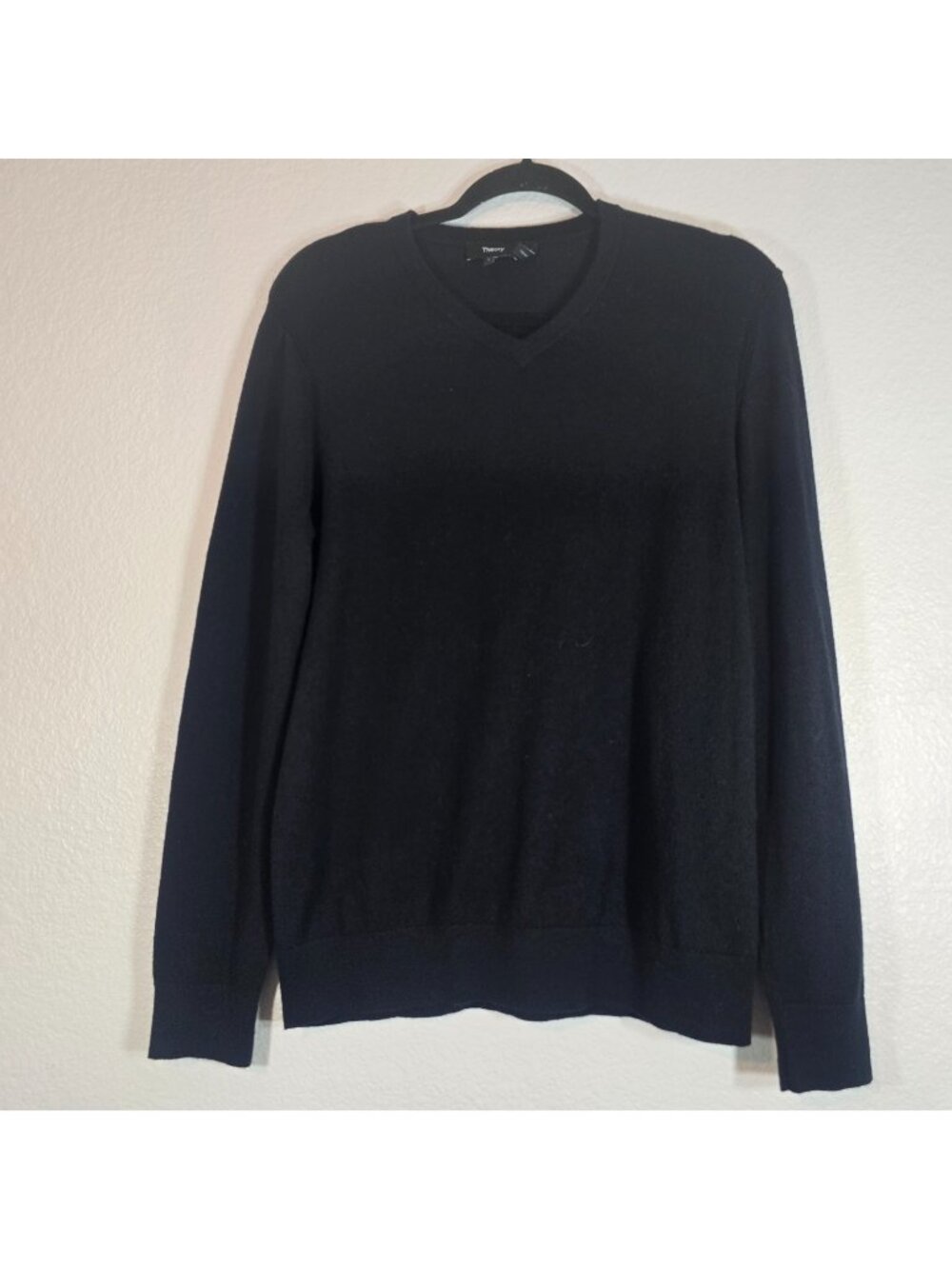 Theory Pullover Merino Wool Blend Sweater Men Small Black Classic Long Sleeve